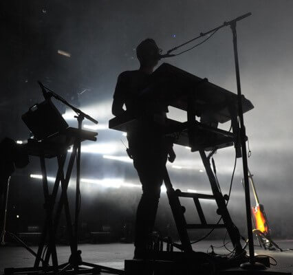 Alt-J und Hundred am 19.11.2015 Mitzubishi Electric Hall in Düsseldorf