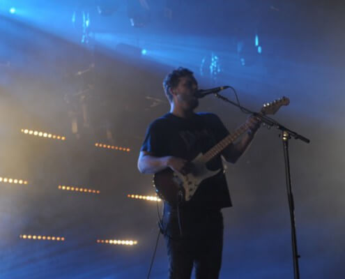 Alt-J und Hundred am 19.11.2015 Mitzubishi Electric Hall in Düsseldorf